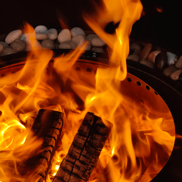 TURBRO Fireside Pluto R29 outdoor fire pit in black with a sleek, painted finish suitable for backyard gatherings and outdoor warmth.