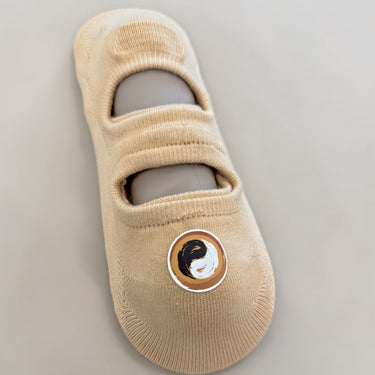 PersonalHour Pilates and Yoga socks in gray with non-slip grips, designed for yoga and Pilates workouts.